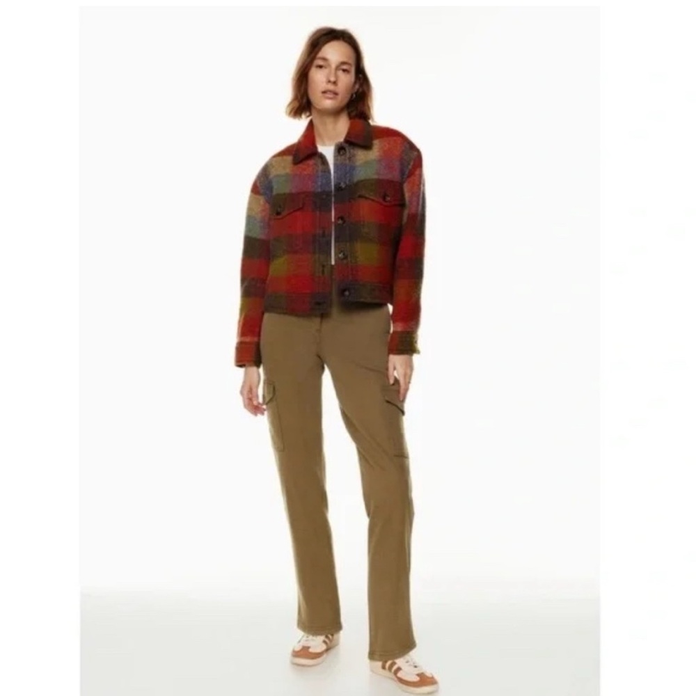 Aritzia Wilfred Free “Modern Cargo Pant" in color Mocha - high waisted size 6